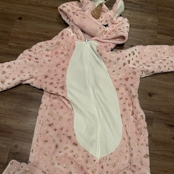 Adult unicorn onesie!! - Picture 3 of 3